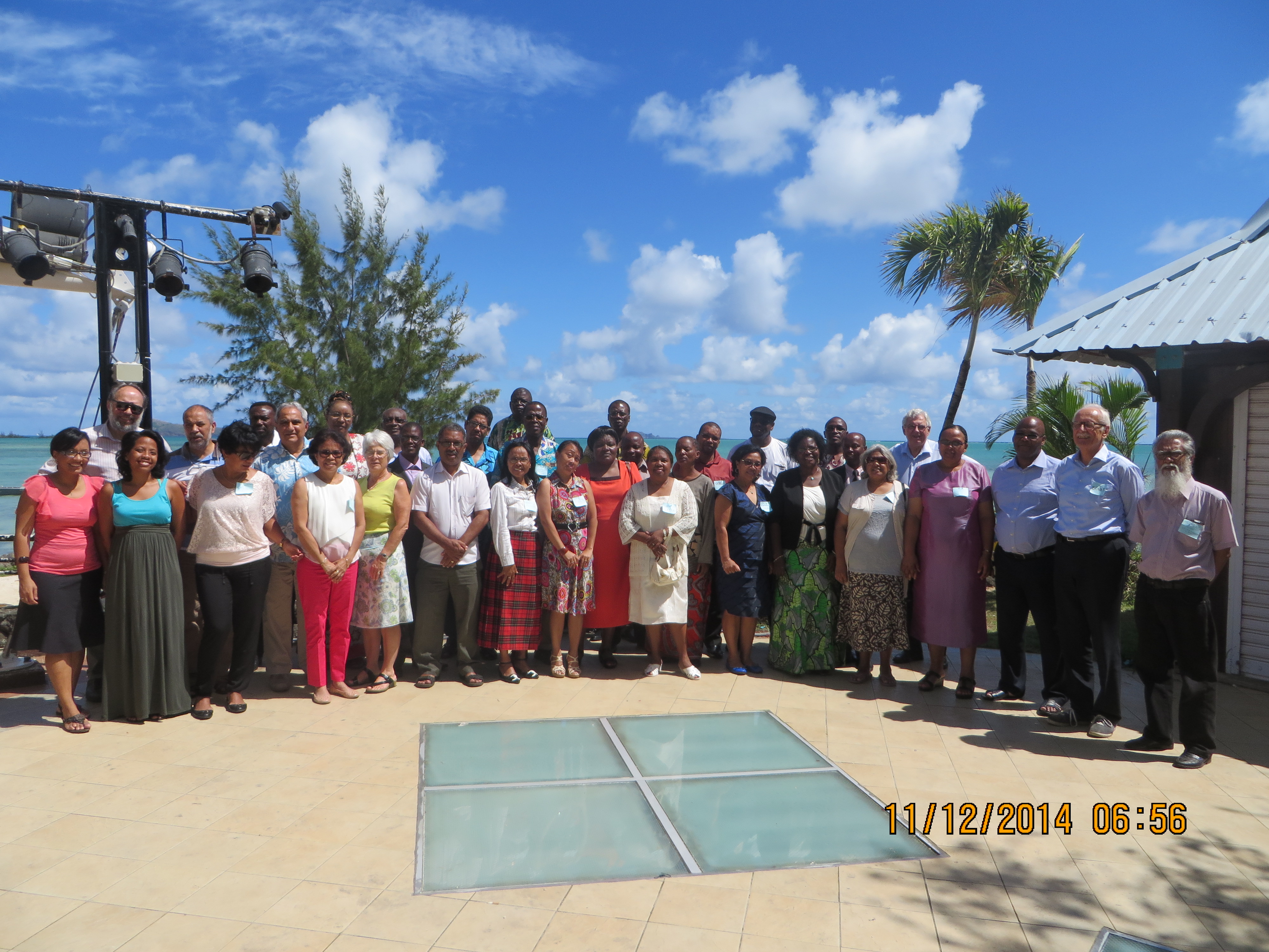 1214 01 seminaire cevaa photo groupe